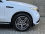 Mercedes-Benz EQC 400 4MATIC AMG Line 80 kWh | 94% SOH | Open dak | Trekhaak wegklapbaar | Camera | Navigatie | Cruise control | Climate control | Apple CarPlay / Android Auto | Sfeerverlichting | 19 inch velgen | Stoelverwarming | Volledig dealeronderhouden!