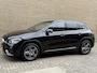 Mercedes-Benz GLA 250 e AMG Line | Navigatie | Widescreen | Camera | Lane assist | Apple CarPlay / Android Auto | Full-LED | DAB | Stoelverwarming | 19 inch AMG-velgen | Volledig dealeronderhouden