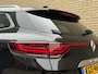 Renault Megane E-Tech 1.6 Plug-In Hybrid 160 Intens | Leder | Camera | Trekhaak afneembaar | Adaptieve cruise | Stoelverwarming | Navigatie | Dodehoekdetectie | Head up | Apple CarPlay / Android Auto | Keyless | LED | DAB | Volledig onderhouden