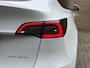 Tesla Model Y Long Range AWD 75kWh | 92% SOH | Panorama | Leder | Autopilot | Navigatie | Camera | Memory | DAB | LED | 19 inch velgen | Elektrische achterklep | Stoel&stuurverwarming