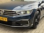 Volkswagen Passat 1.4 TSI 218pk PHEV GTE | Panoramadak | Wegklapbare trekhaak | Matrix-LED | Adaptieve cruise | Dodehoekassistent | Virtueel cockpit | Camera | Stoel&stuurverwarming | 20 inch velgen | Keyless | DAB | Apple CarPlay | Volledig onderhouden