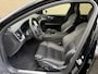 Volvo V60 2.0 T6 350 Plug-in hybrid AWD Long Range R-design | Plus Dark | Trekhaak elektrisch wegklapbaar | 360 camera | Half leder | Virtueel cockpit | Stoel&stuurverwarming | Full-LED | Keyless | DAB | Apple CarPlay | Adaptieve cruise | Pilot assist | Harman&kardon | 19 inch velgen | Memory | Elektrische achterklep | Dealeronderhouden