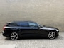 Volvo V60 2.0 T6 350 Plug-in hybrid AWD Long Range R-design | Plus Dark | Trekhaak elektrisch wegklapbaar | 360 camera | Half leder | Virtueel cockpit | Stoel&stuurverwarming | Full-LED | Keyless | DAB | Apple CarPlay | Adaptieve cruise | Pilot assist | Harman&kardon | 19 inch velgen | Memory | Elektrische achterklep | Dealeronderhouden