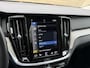 Volvo V60 2.0 T6 Recharge 350pk AWD Long Range | Inscription | Trekhaak wegklapbaar | Lederen bekleding | Camera | Navigatie | Stoelverwarming | Apple CarPlay | Adaptieve cruise | Lane assist | 18 inch velgen | Full-LED | Elektrische achterklep | Dealeronderhouden