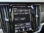 Volvo V90 2.0 D3 R-Design | Panoramadak | Trekhaak elektrisch wegklapbaar | Camera | Pilot assist | Virtueel cockpit | 20 inch velgen | LED | DAB| Apple CarPlay | Navigatie | Head up | Sportstoelen | Dodehoekdetectie | Elektrische achterklep | Volledig onderhouden