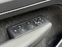 Volvo XC40 1.5 T3 163pk R-Design | Leder/alcantara | Navigatie | Cruise control | Lane assist | Virtueel cockpit | Sportstoelen | Sportstuur | Apple CarPlay | LED | Elektrische achterklep | Parkeersensoren voor&achter | Camera