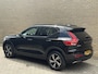 Volvo XC40 1.5 T3 163pk R-Design | Leder/alcantara | Navigatie | Cruise control | Lane assist | Virtueel cockpit | Sportstoelen | Sportstuur | Apple CarPlay | LED | Elektrische achterklep | Parkeersensoren voor&achter | Camera