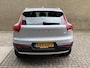 Volvo XC40 1.5 T5 262pk Recharge | Lederen bekleding | Trekhaak wegklapbaar (1800kg trekgewicht) | 19 inch velgen | Camera | Apple CarPlay | Navigatie | Cruise control | Stoelverwarming voor&achter | Stuurverwarming | Full-LED | DAB | Keyless | Dodehoekdetectie | Volledig onderhouden
