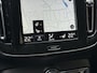 Volvo XC40 1.5 T5 262pk Recharge | Lederen bekleding | Trekhaak wegklapbaar (1800kg trekgewicht) | 19 inch velgen | Camera | Apple CarPlay | Navigatie | Cruise control | Stoelverwarming voor&achter | Stuurverwarming | Full-LED | DAB | Keyless | Dodehoekdetectie | Volledig onderhouden