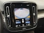 Volvo XC40 1.5 T5 262pk Recharge | Lederen bekleding | Trekhaak wegklapbaar (1800kg trekgewicht) | 19 inch velgen | Camera | Apple CarPlay | Navigatie | Cruise control | Stoelverwarming voor&achter | Stuurverwarming | Full-LED | DAB | Keyless | Dodehoekdetectie | Volledig onderhouden