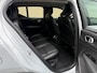 Volvo XC40 1.5 T5 262pk Recharge | Lederen bekleding | Trekhaak wegklapbaar (1800kg trekgewicht) | 19 inch velgen | Camera | Apple CarPlay | Navigatie | Cruise control | Stoelverwarming voor&achter | Stuurverwarming | Full-LED | DAB | Keyless | Dodehoekdetectie | Volledig onderhouden