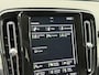 Volvo XC40 1.5 T5 262pk Recharge | Lederen bekleding | Trekhaak wegklapbaar (1800kg trekgewicht) | 19 inch velgen | Camera | Apple CarPlay | Navigatie | Cruise control | Stoelverwarming voor&achter | Stuurverwarming | Full-LED | DAB | Keyless | Dodehoekdetectie | Volledig onderhouden