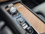 Volvo XC90 2.0 T8 390pk Recharge AWD Inscription | Trekhaak wegklapbaar | Panoramadak | 7-persoons | 360 camera | Adaptieve cruise | Pilot assist | Leder | Memory | Navigatie | Apple CarPlay | Harman&kardon | Elektrische achterklep | Full-LED | DAB | Keyless | Stoel&stuurverwarming | Dealeronderhouden
