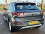 Volkswagen T-Roc 1.5 TSi 150pk Airco - Adap. Cruise-control - Dig. dashboard- Bluetooth - Stuur- en Stoelverwarming - Android - Apple Carplay