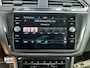 Volkswagen Tiguan 1.5 TSi 150pk R-LINE BTW-AUTO IQ-LIGHT Elek.-Trekhaak Panoramadak Navigatie Leer Adap.cruise-control
