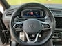 Volkswagen Tiguan 1.5 TSi 150pk R-LINE BTW-AUTO IQ-LIGHT Elek.-Trekhaak Panoramadak Navigatie Leer Adap.cruise-control