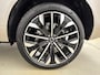 Volvo XC60 T8 Recharge Ultra Dark | 21" | Luchtvering | Geventileerd Nappa | Massagestoelen | Bowers & Wilkins | Panoramadak | Head-Up | 360 Camera | Elektr. verst. Stoelen | BLIS | Stoel/Stuur/Achterbankverwarming