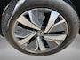 Volkswagen Tiguan 1.4TSIeHybrid/150PK R-Line Business+ · Panoramadak · Leder · Trekhaak · Camera · Apple/Android Car Play · Stoelverwarming · Dodehoeksensoren ·