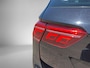 Volkswagen Tiguan 1.4TSIeHybrid/150PK R-Line Business+ · Panoramadak · Leder · Trekhaak · Camera · Apple/Android Car Play · Stoelverwarming · Dodehoeksensoren ·