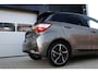 Toyota Yaris 1.5 Hybrid Bi-Tone | Camera | Automaat | FACELIFT!