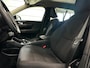 Volvo XC40 1.5 T2 Momentum Core Automaat / Navigatie / Climate control / Cruise control