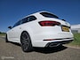 Audi A4 Avant 35 TFSI S-line / Carplay / Navi / PDC
