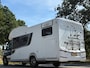 LMC H737 |CAMPER|150PK|Automaat|EURO6|cruise|airco|achteruitrijcamera|navi|2 bedden|4 zitplaatsen|koelkast|keukenblok|toilet|