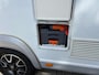 LMC H737 |CAMPER|150PK|Automaat|EURO6|cruise|airco|achteruitrijcamera|navi|2 bedden|4 zitplaatsen|koelkast|keukenblok|toilet|