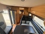 LMC H737 |CAMPER|150PK|Automaat|EURO6|cruise|airco|achteruitrijcamera|navi|2 bedden|4 zitplaatsen|koelkast|keukenblok|toilet|