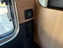 LMC H737 |CAMPER|150PK|Automaat|EURO6|cruise|airco|achteruitrijcamera|navi|2 bedden|4 zitplaatsen|koelkast|keukenblok|toilet|