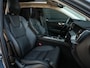 Volvo XC60 2.0 T8 Plug-in hybrid AWD Ultra Black Edition | Panoramadak | Harman/Kardon | Pilot Assist | HUD | 360 Camera | Memory Seats | Trekhaak | Stuurverwarming | Stoelverwarming V+A |