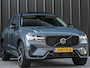 Volvo XC60 2.0 T8 Plug-in hybrid AWD Ultra Black Edition | Panoramadak | Harman/Kardon | Pilot Assist | HUD | 360 Camera | Memory Seats | Trekhaak | Stuurverwarming | Stoelverwarming V+A |