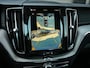 Volvo XC60 2.0 T8 Plug-in hybrid AWD Ultra Black Edition | Panoramadak | Harman/Kardon | Pilot Assist | HUD | 360 Camera | Memory Seats | Trekhaak | Stuurverwarming | Stoelverwarming V+A |