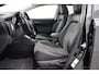 Toyota Auris Touring Sports 1.8 Hybrid Lease Pro | Panoramadak | Navigatie | Stoelverwarming | Parkeersensoren voor/achter | LED | Keyless | Cruise Control | Clima | Camera | 16 inch | Rijstrooksensor | Bluetooth
