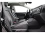 Toyota Auris Touring Sports 1.8 Hybrid Lease Pro | Panoramadak | Navigatie | Stoelverwarming | Parkeersensoren voor/achter | LED | Keyless | Cruise Control | Clima | Camera | 16 inch | Rijstrooksensor | Bluetooth