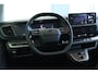 Peugeot e-Expert STX Special Edition Dubbele Cabine L3- electric 75 KWh | City pakket | Comfort Pakket | Driezitsbank achter zonder ISOFIX met twee neerklapbare armsteunen