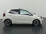 Kia Picanto 1.0 DPI GT-Line AMT | Panoramaschuifdak | Stoelverwarming | Achteruitrijcamera | Dodehoekassistentie | LED-koplampen | Climate control |