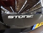 Kia Stonic 1.0 T-GDi MHEV DynamicLine | Parkeercamera | Bluetooth | Airco | Cruise Control | Navigatie via Carplay |
