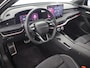 Skoda Superb 1.5 TSI PHEV Sportline Business | Adaptieve Cruise Control | Apple CarPlay/Android Auto | Ele. kofferdeksel | Camera | Navigatie | Sportstoelen ele.verstelbaar + geheugen | Stoelverwarming | DAB |