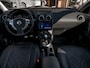 Nissan Qashqai 1.6 Connect Edition Trekhaak Panoramadak Scherm
