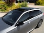 Mercedes-Benz C-klasse Estate 300 e AMG|Panoramadak|Night pakket|Distronic plus|Massage|Stoel ventilatie|Stoel verw.|Elek. trekhaak|Head up|