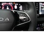 Skoda Karoq 1.5 TSI 150PK DSG-7 Sportline PANORAMADAK | NAVIGATIE | STOELVERW. | 360 CAMERA | 19 INCH | STOEL + STUURVERW.