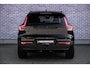 Volvo EX40 Single Motor Extended Range Ultra Black Edition 82 kWh | Europa | Harman Kardon audio | 20" | Schuif-/kanteldak | Getint Glas | Elektrische stoelverstelling | Nubuck bekleding | Adaptive Cruise Control | Dodehoekdetectie |