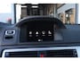 Volvo V70 1.6 T4 R-Edition | CarPlay | Stoelverwarming | Leer | Xenon | Trekhaak | Sensoren | El.klep | 18”