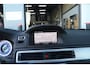 Volvo V70 1.6 T4 R-Edition | CarPlay | Stoelverwarming | Leer | Xenon | Trekhaak | Sensoren | El.klep | 18”