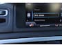 Volvo V70 1.6 T4 R-Edition | CarPlay | Stoelverwarming | Leer | Xenon | Trekhaak | Sensoren | El.klep | 18”
