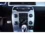 Volvo V70 1.6 T4 R-Edition | CarPlay | Stoelverwarming | Leer | Xenon | Trekhaak | Sensoren | El.klep | 18”