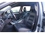 Volvo V70 1.6 T4 R-Edition | CarPlay | Stoelverwarming | Leer | Xenon | Trekhaak | Sensoren | El.klep | 18”