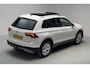 Volkswagen Tiguan 2.0 TSI 220pk 4MOTION [ Panoramadak Cruise Control Head-Up Display