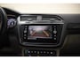 Volkswagen Tiguan 2.0 TSI 220pk 4MOTION [ Panoramadak Cruise Control Head-Up Display